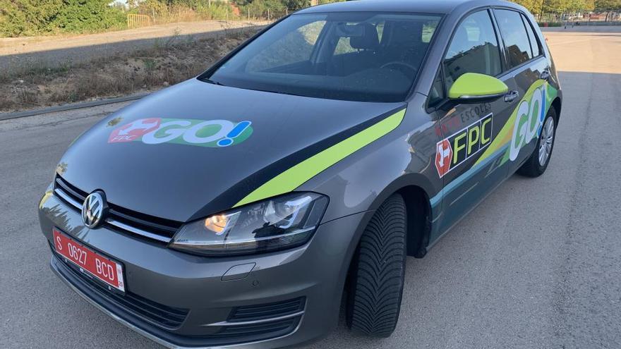 L'Autoescola FPC ja té a punt els vehicles per als canvis del nou examen de  conducció - Empordà