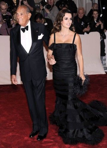 Penélope Cruz en 2011 con un diseño de Oscar de la Renta