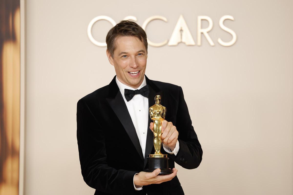 Sean Baker gana el Óscar a mejor dirección por 'Anora'.