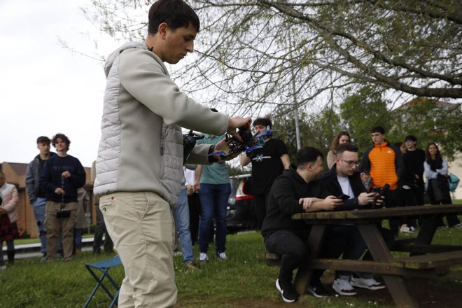 Así fue la jornada de drones en la Politécnica de Gijón (en imágenes)