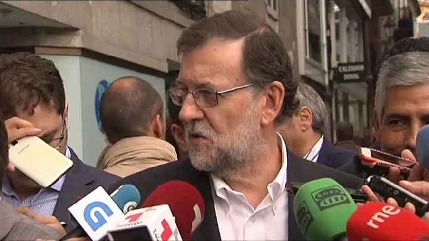 Rajoy: "Si Sánchez quiere formar Gobierno con independentistas y la extrema izquierda puede hacerlo"