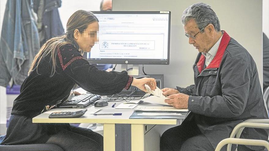 Siete de cada diez cacereños se libran de pagar en la declaración de la renta