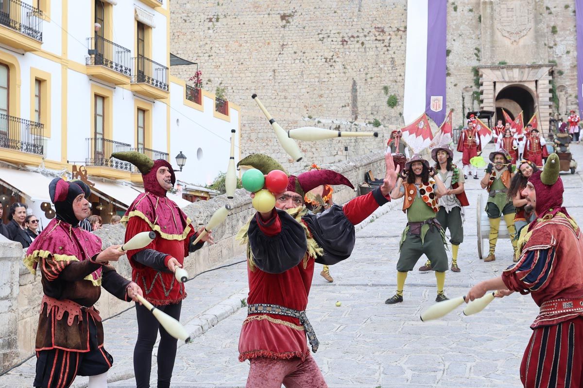 Todas las imágenes de la inauguración de la feria Eivissa Medieval