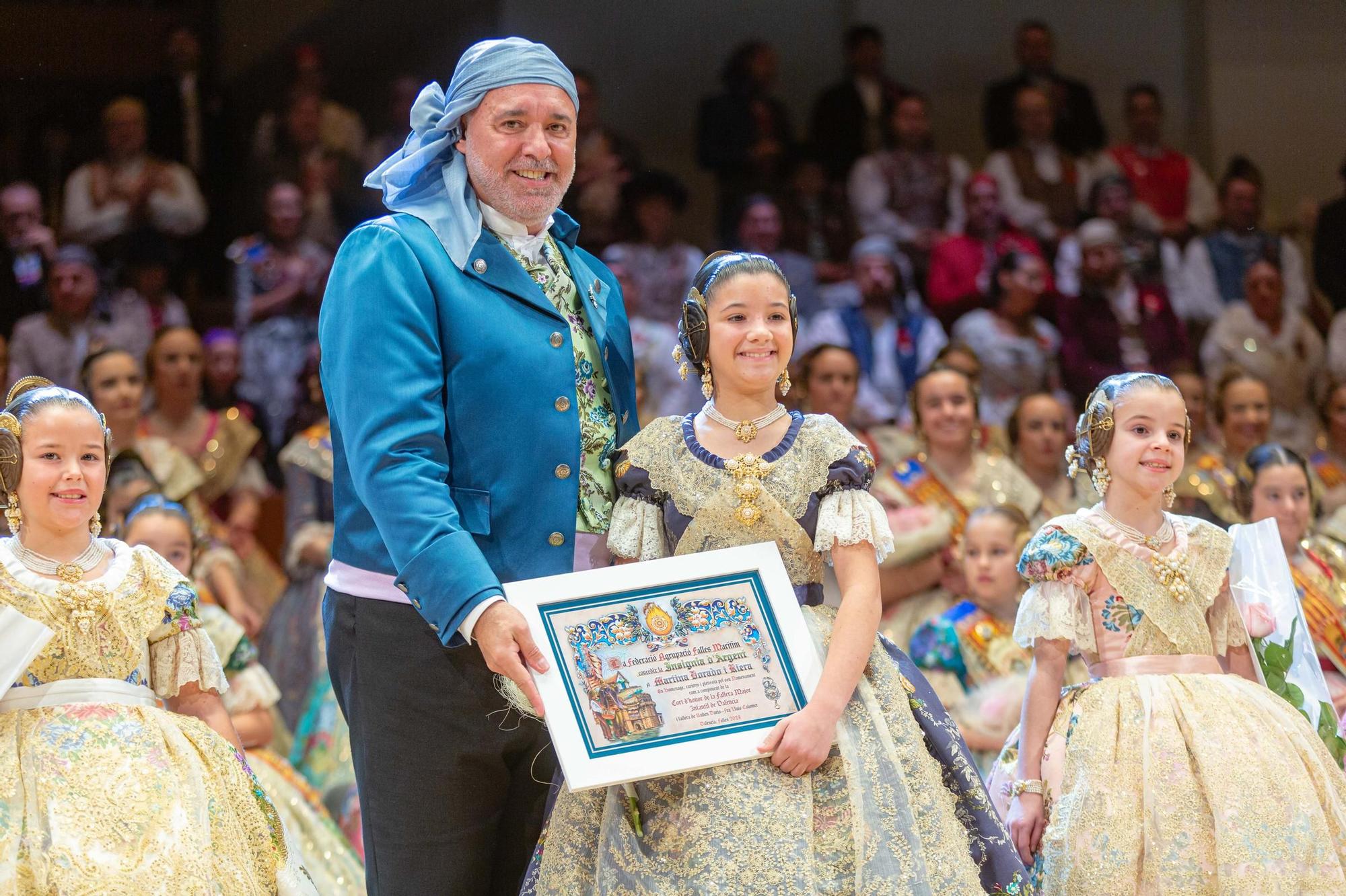 El emotivo estreno de Maria Estela y Marina en el Palau