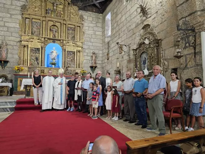 GALERÍA | Visita pastoral del obispo de Zamora a Villadepera