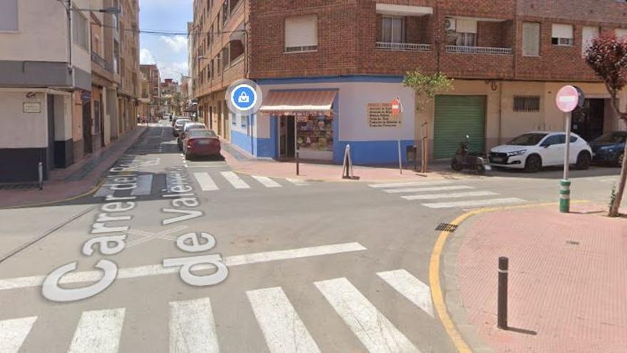 &quot;Me hacen pagar 400 euros para proteger mi negocio de los toros en Albal&quot;