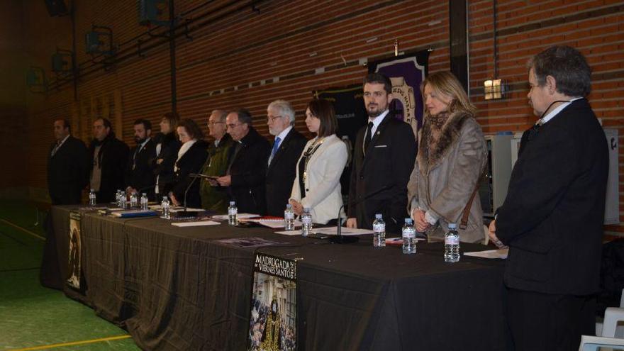 Asamblea de la hermandad celebrada en el pabellón Manuel Camba