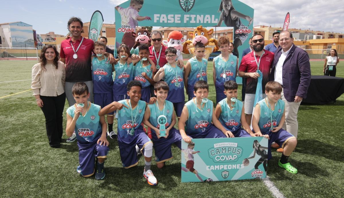 El Puerto Real, triunfador en baloncesto masculino.