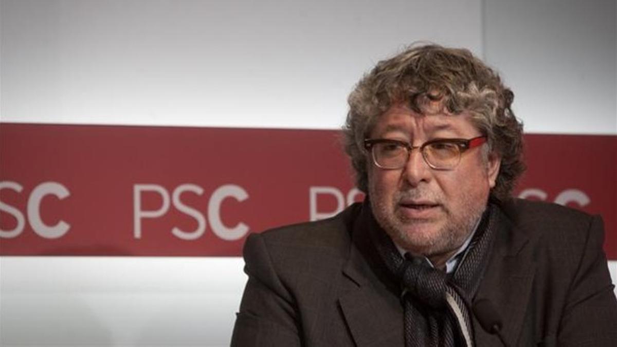 El secretario de acción política del PSC, Antoni Balmón, en una rueda de prensa, el pasado 18 de febrero.