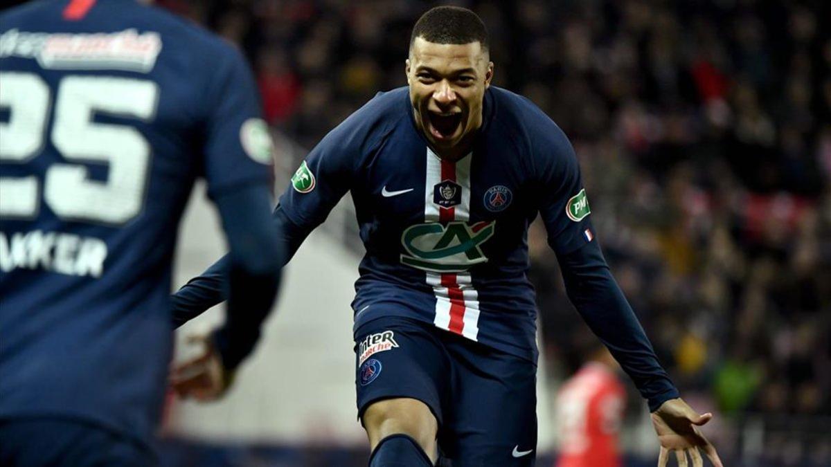 Mbappé marcó en la goleada del PSG por 1-5 al Dijon