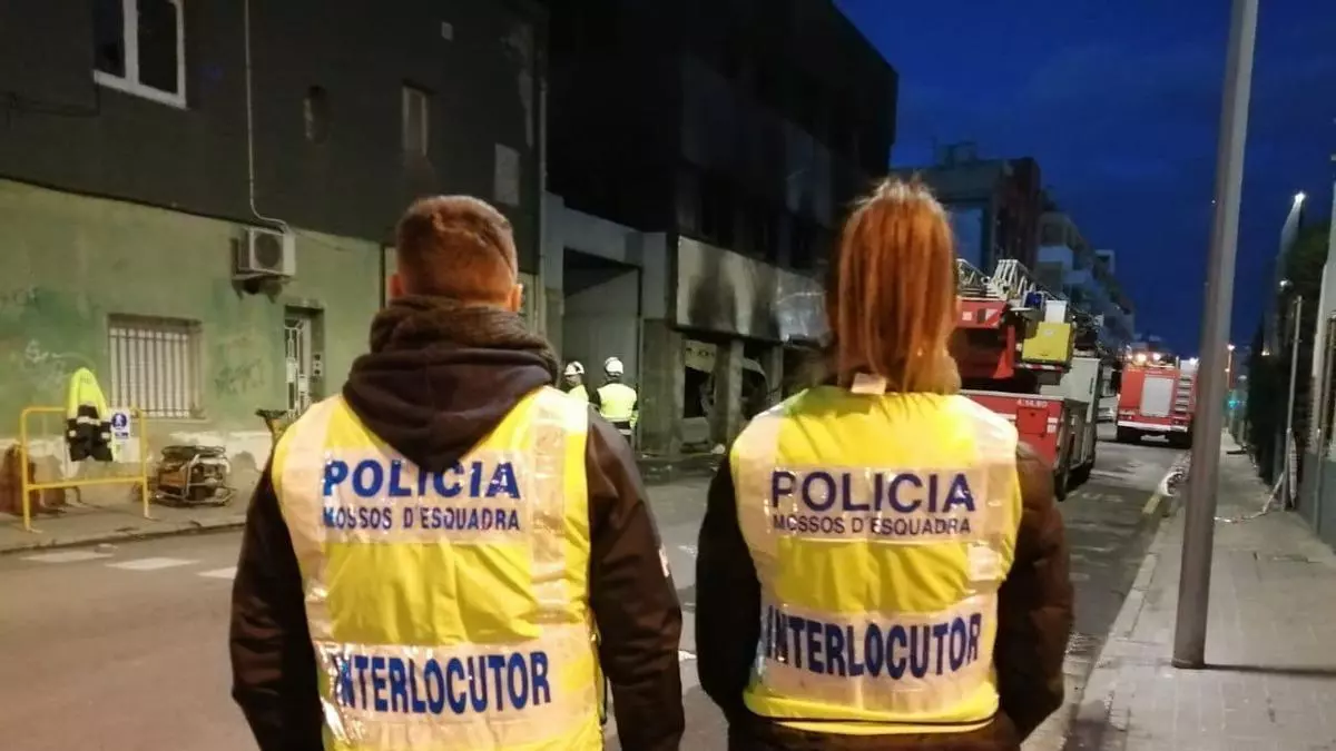 "Nunca se sabe cómo acabará una protesta": así actúa la unidad de mediación de los Mossos para desactivar conflictos