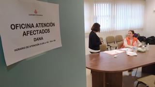 Las oficinas de atención temporal de València reciben a los primeros 250 afectados de la Dana