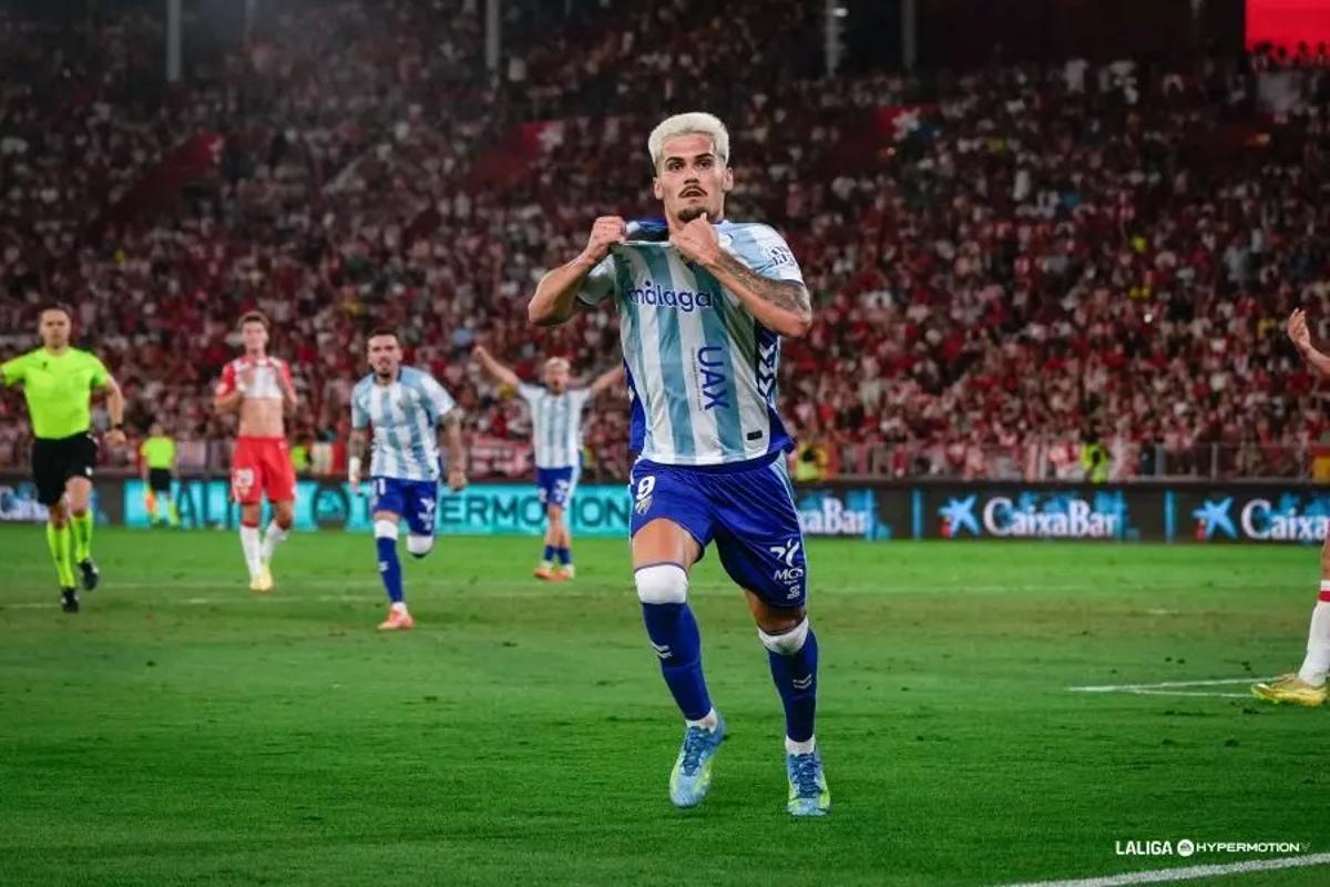 Chupe celebra su gol ante el Almería en la final del 'play off'.