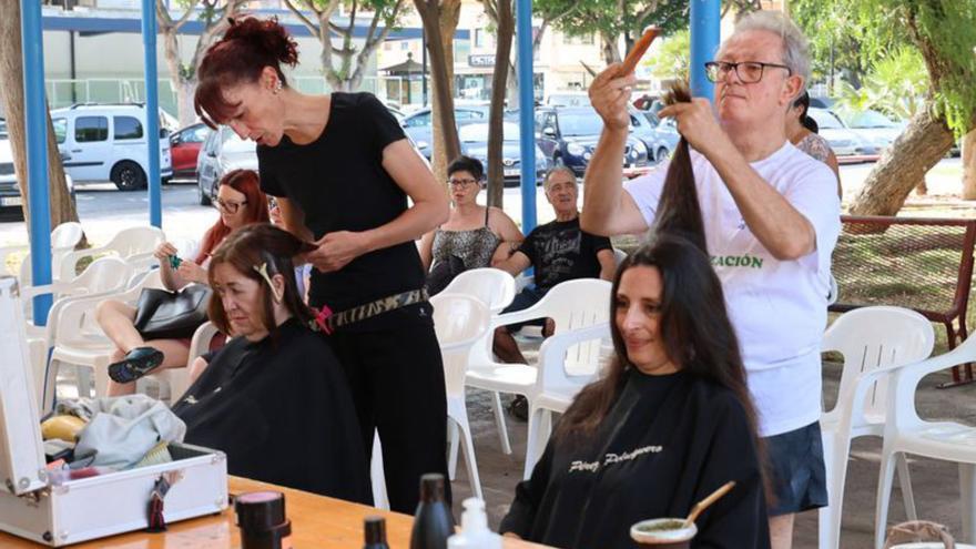 Peluqueros solidarios con los enfermos de fibromialgia de Ibiza