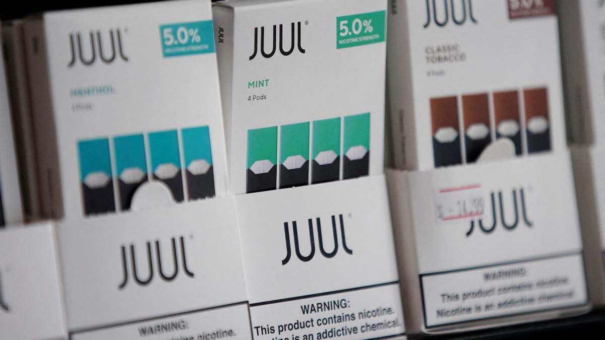Estados Unidos prohíbe la venta de los cigarrillos electrónicos de Juul.