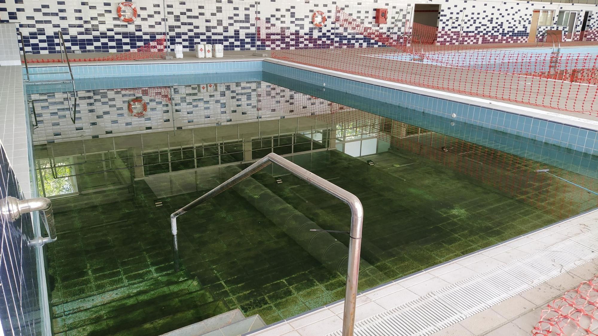 Situación actual de la piscina de Tavernes, en imágenes