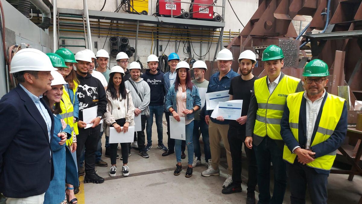 En imágenes: Así fue la entrega de títulos del curso de formación a la carta del Sepepa para Gondán