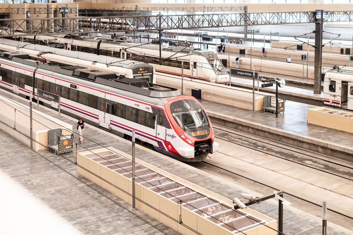 La estación Delicias de Zaragoza, nudo estratégico de los trenes de alta velocidad y punto de paso de decenas de servicios diarios.