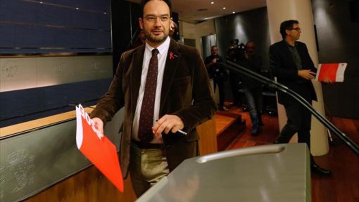 Antonio Hernando, portavoz del PSOE, ayer, en el Congreso.