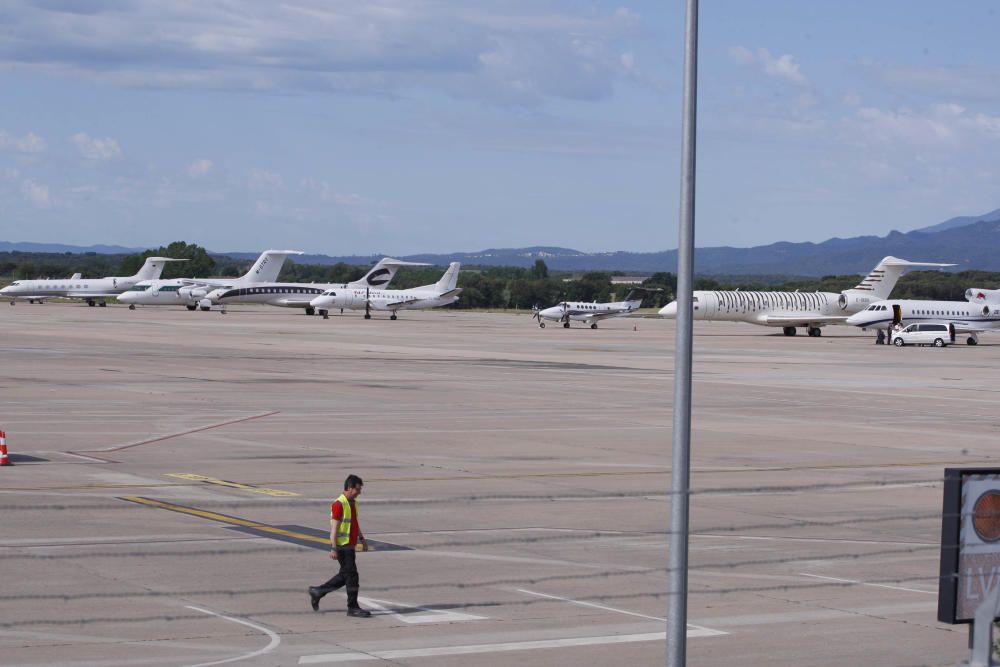 El propietari de Red Bull aterra a l'aeroport de Girona