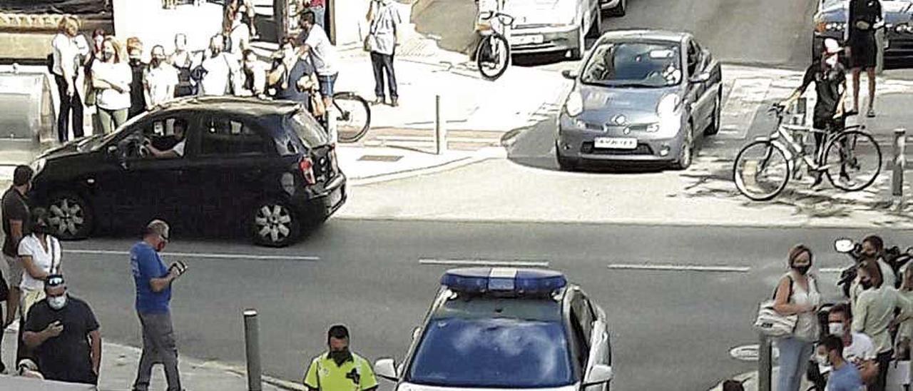 Momento de la detención del fugitivo tras sufrir el accidente.