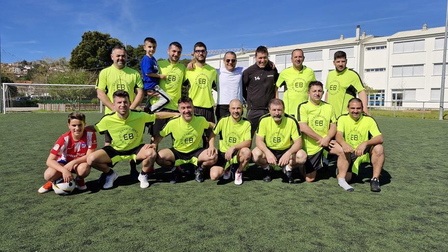 El equipo del Electricidad Bermúdez, que compite en el Grupo 1 de la Copa de Moaña.