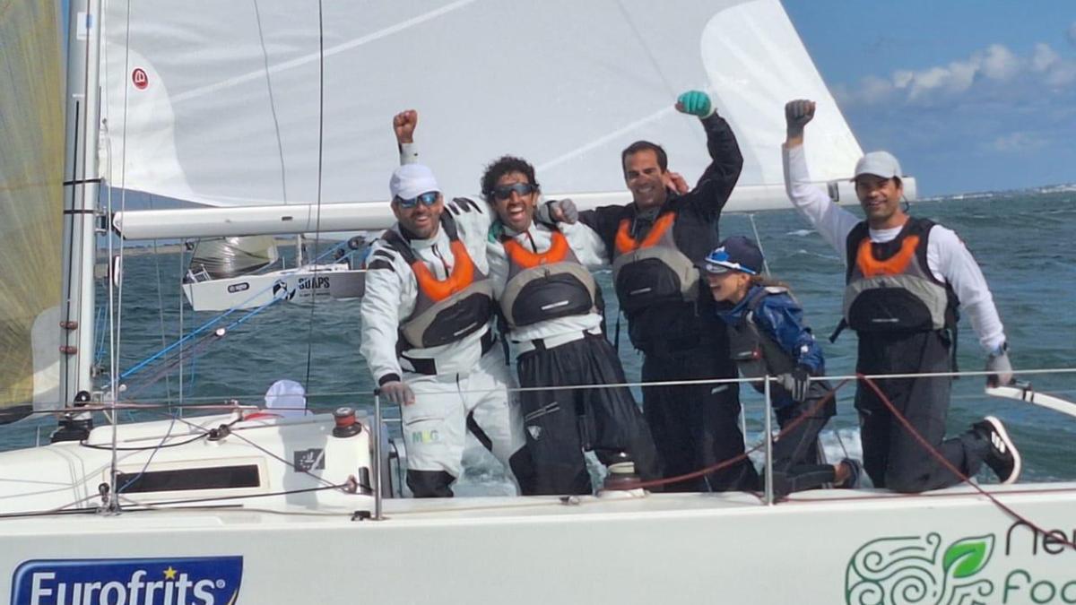 Los hermanos Padrón, campeones del mundo de la clase J80 de vela