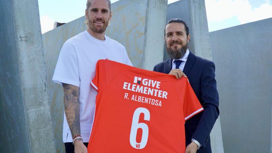 Albentosa alarga su contrato en el Vejle otras dos temporadas