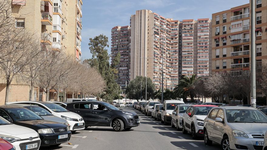 Vecinos de Princesa Mercedes y Alipark rechazan la implantación de la nueva zona azul