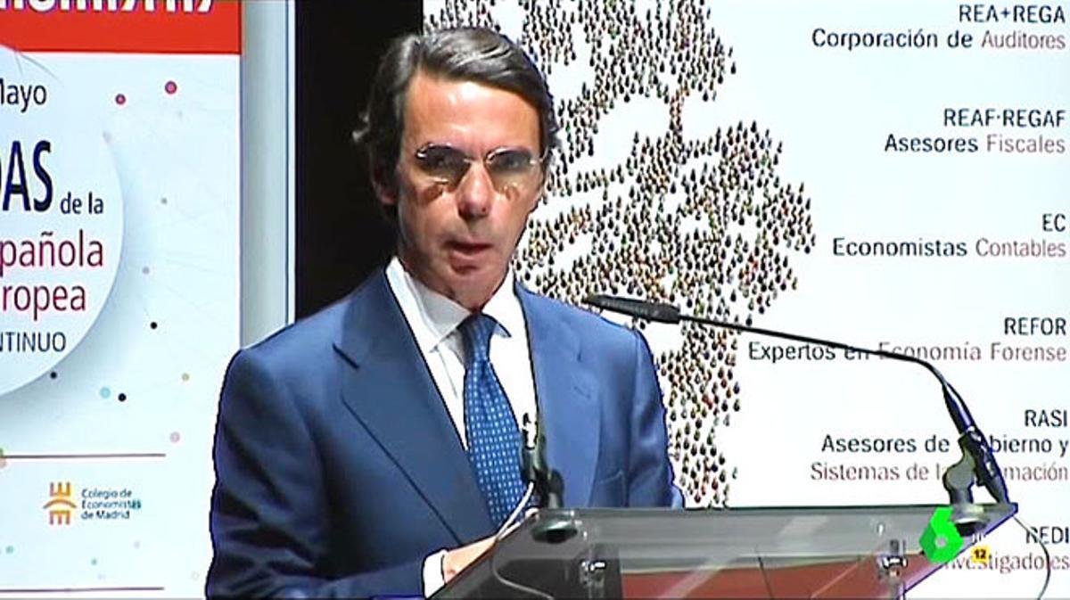 Aznar, un ’jarrón chino’ que se ha vuelto a poner en movimiento.