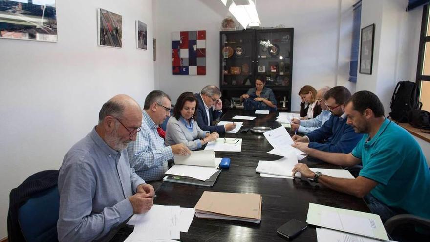 Una reunión de los responsables del Paisaje Protegido de las Cuencas.