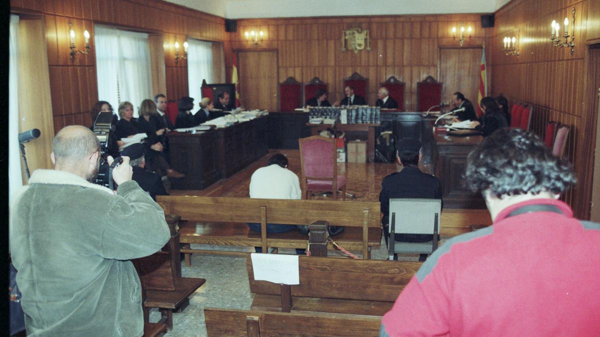 Imagen de archivo del juicio que condenó a JFV por los asesinos de cinco mujeres.