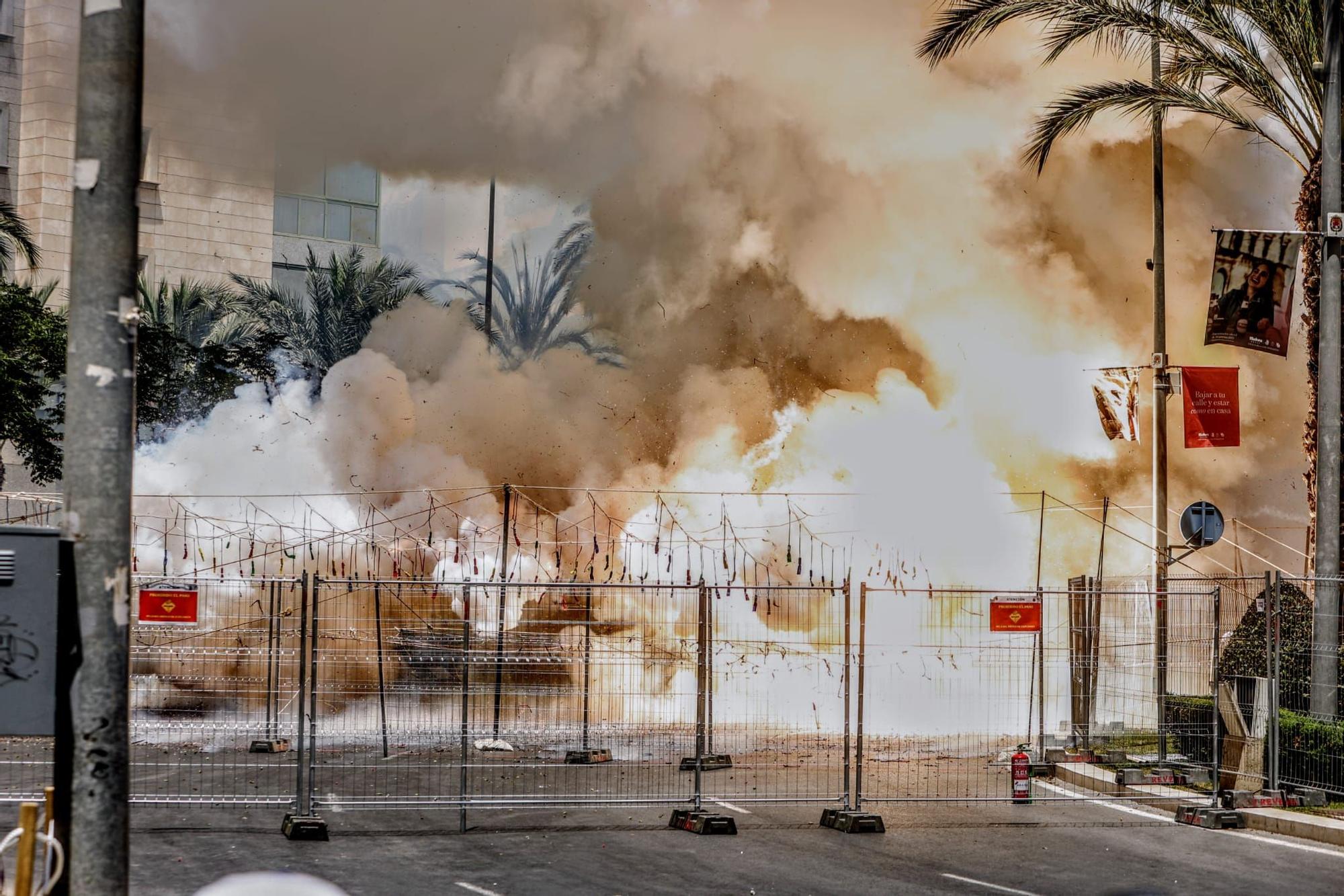 Mascletà de la Pirotecnia Ferrández el sábado 18 de junio de 2022