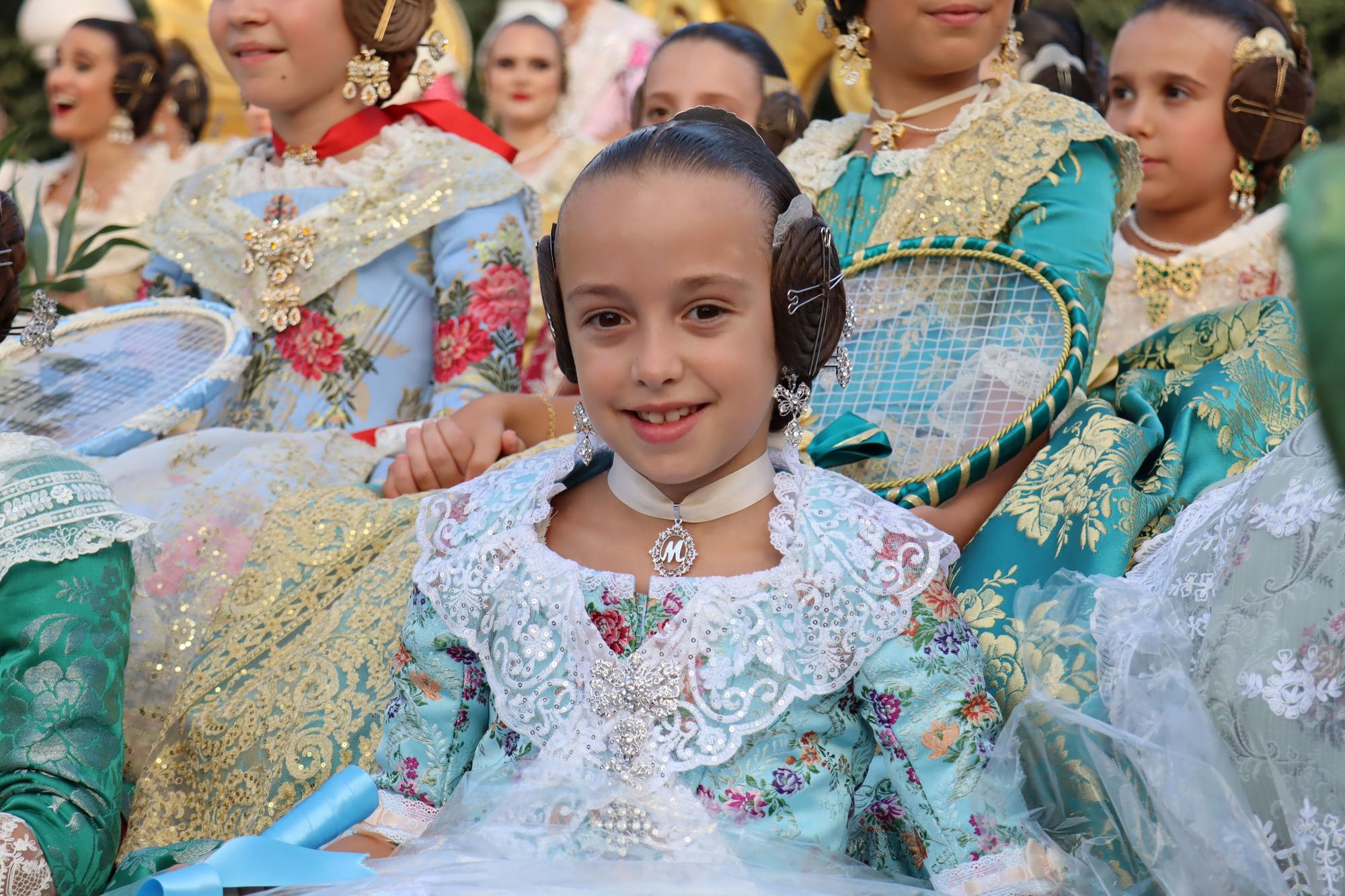 Las candidatas a Fallera Mayor e Infantil de València 2024 cierran la Fira en la Batalla de Flores