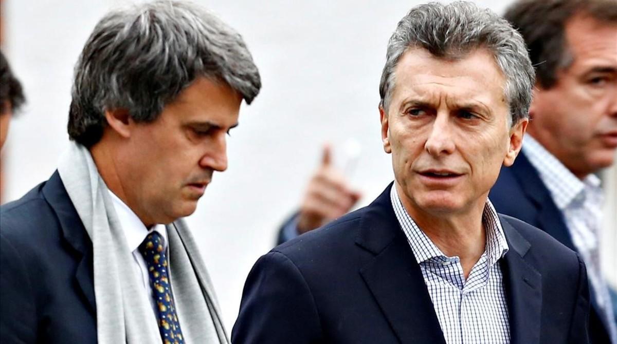 mbenach36705973 file photo  argentine president mauricio macri  r  walks alo161227173837