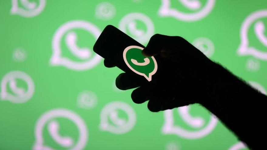 WhatsApp limita los usuarios a los que reenviar mensajes.