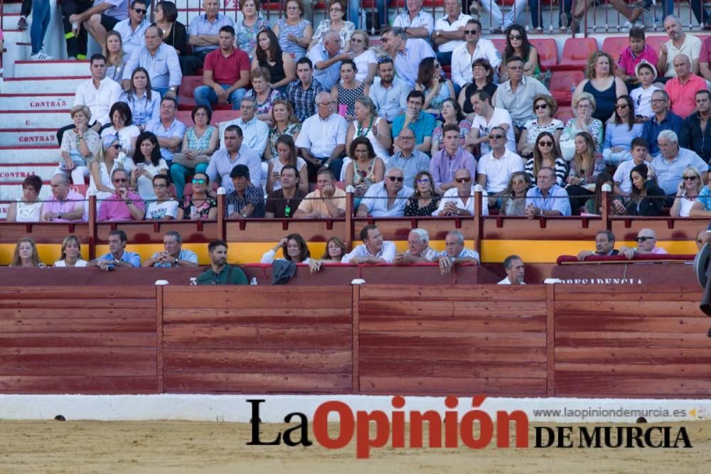 Ambiente en la corrida de rejones de la Feria de M