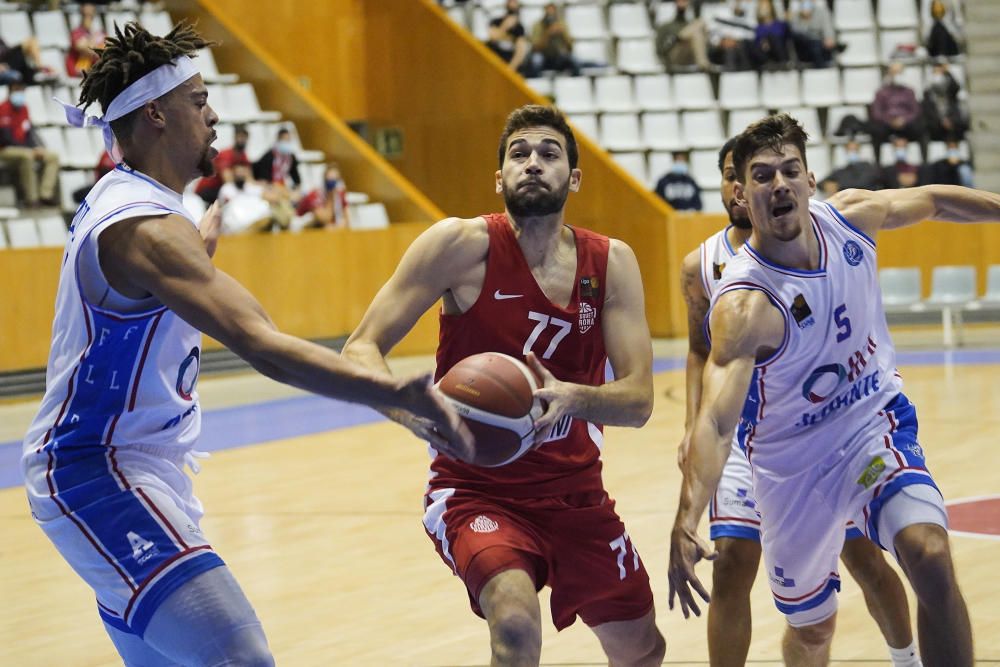 El debut del Bàsquet Girona a la LEB Or en imatges