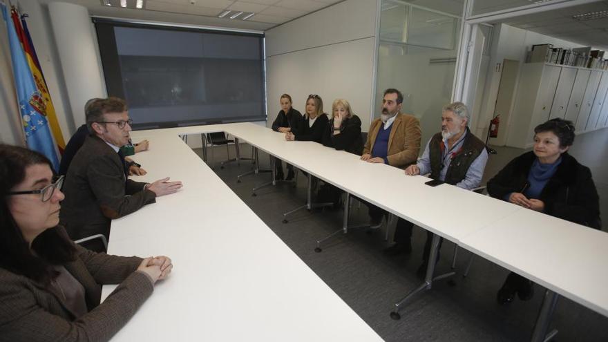 Reunión entre los afectados y el vicepresidente de la Xunta.