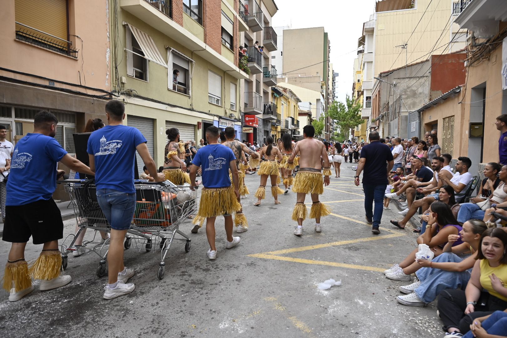 Imaginación y humor al poder en el desfile de las collas del Grau