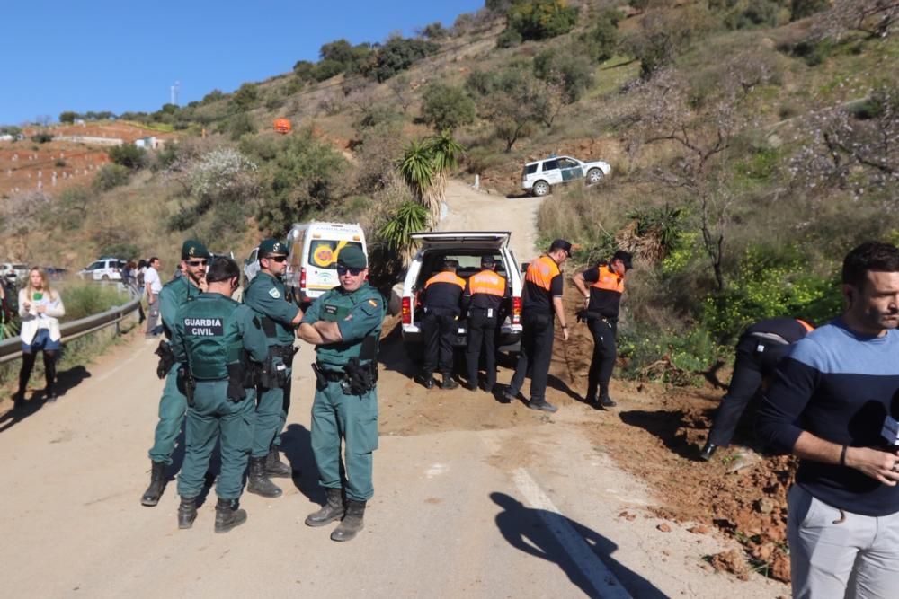 Continúan las labores de rescate este lunes en Totalán