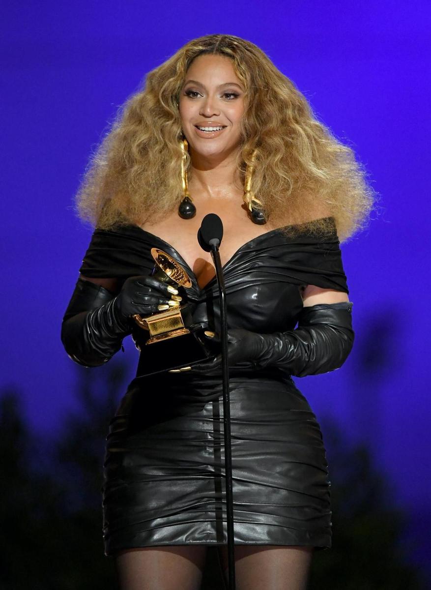 Beyoncé estupenda más de 40
