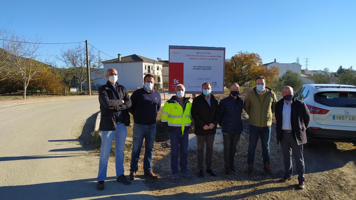 Visita del delegado de Carreteras de la Diputación a las obras en Las Lagunillas.