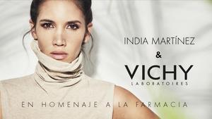 Vichy rinde tributo a los farmacéuticos con un concierto en directo de India Martinez.