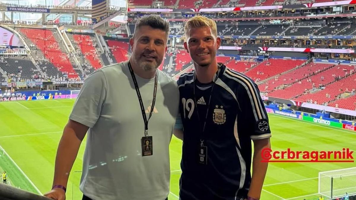 Christian Bragarnik y Pedro Schinocca presencian el Argentina-Egipto