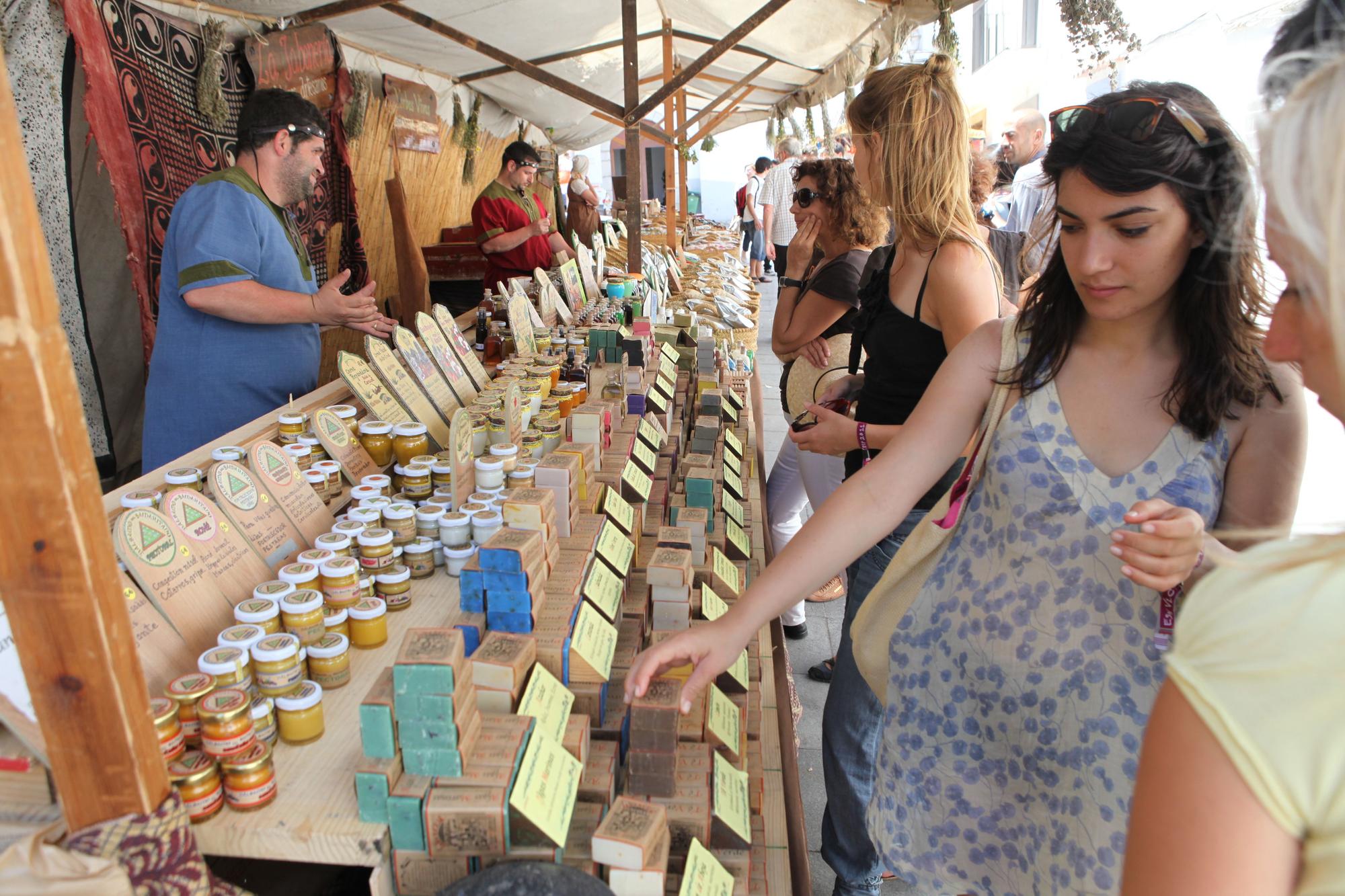 Edición de 2011 de la Feria Medieval de Ibiza.