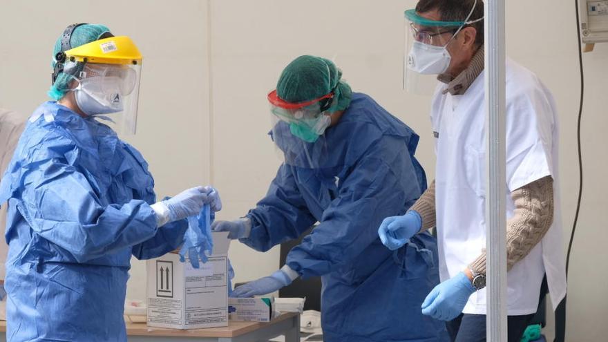 Toma de muestras en un hospital de la provincia