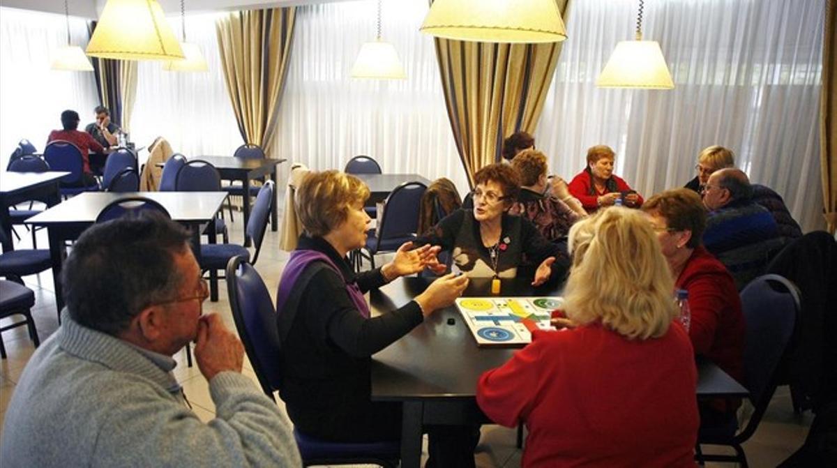 Turistes de l’Imserso, en un hotel de Lloret. Turistes de l’Imserso, en un hotel de Lloret.