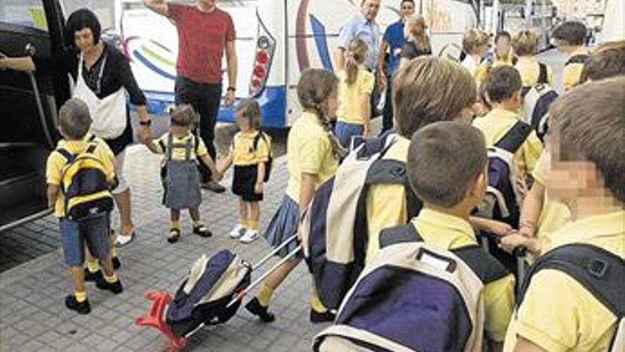 Educación insta a Burriana a enviar la petición del bus