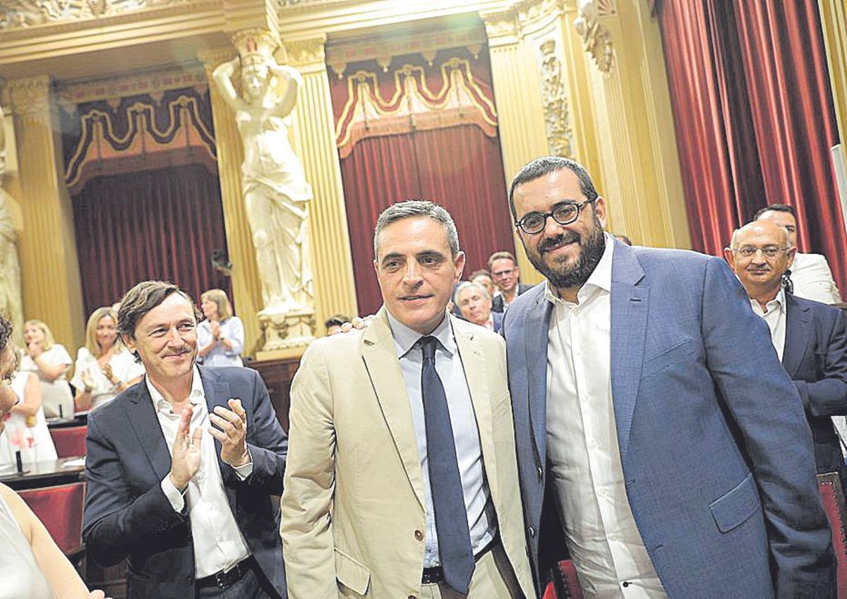 José Vicente Marí y Vicenç Vidal tras ser elegidos senadores.